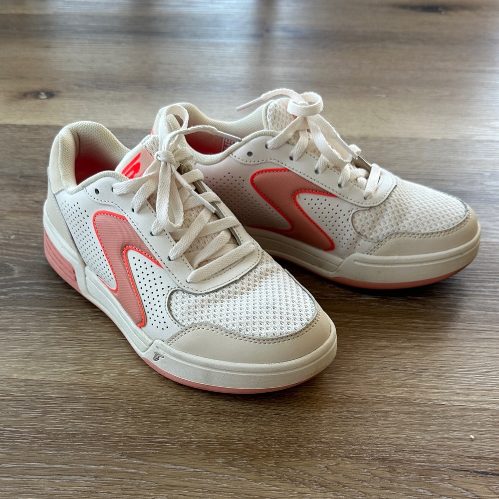 Skechers Cream and Coral Pickleball Sneakers